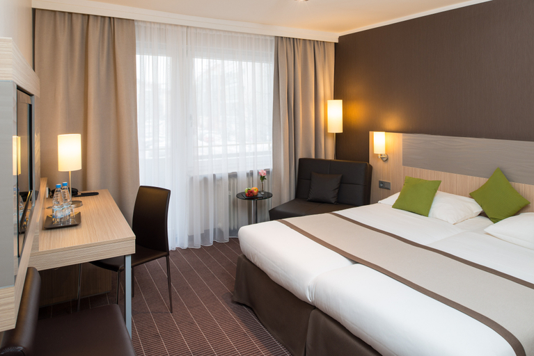 Bedroom 2, New Orly, München