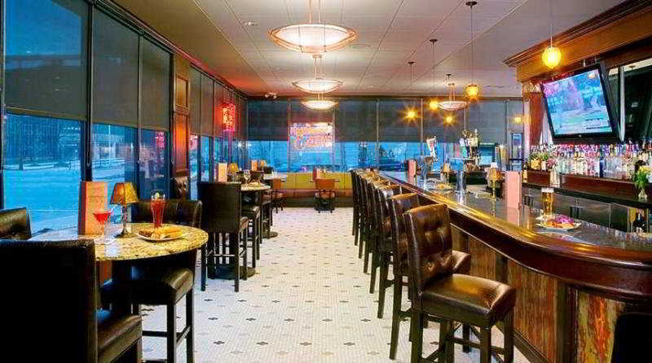 Food & Drinks 5, DoubleTree by Hilton Cleveland Downtown - Lakesid, Cuyahoga
