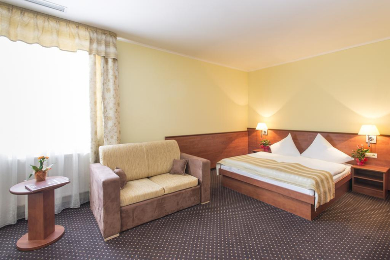 Bedroom 3, Bacero, Środa Śląska