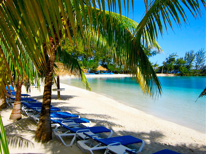 Sport & Beauty 2, Fantasy Island Dive Resort, Roatán