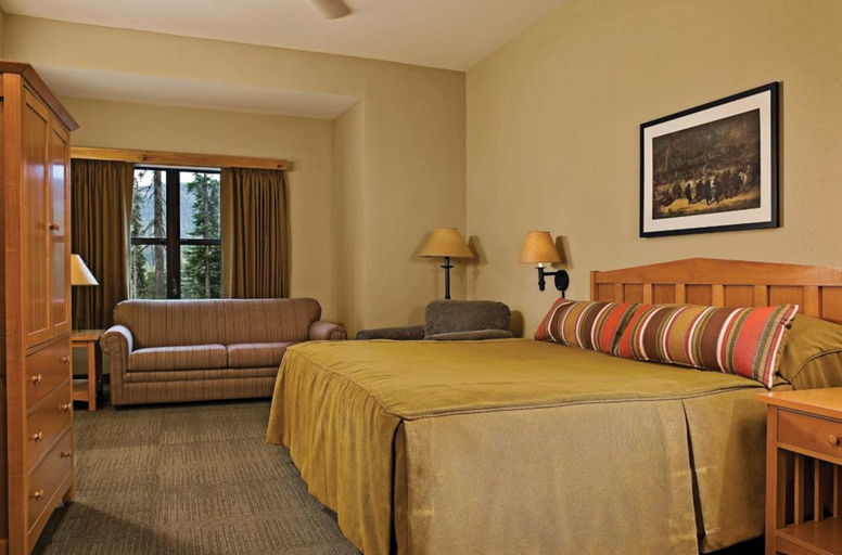 Bedroom 2, Wuksachi Village and Lodge, Tulare