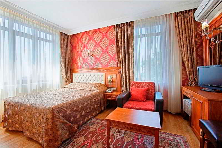 Bedroom 2, Lausos, Fatih