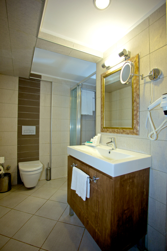 Bathroom 4, Tilia Hotel, Fatih