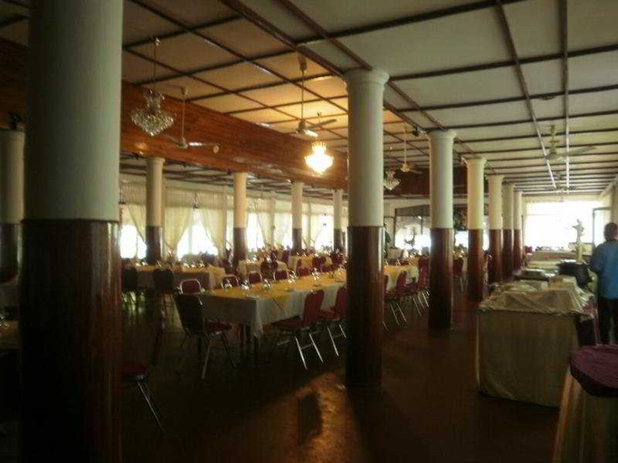 Food & Drinks 3, Centauria Tourist, Ratnapura
