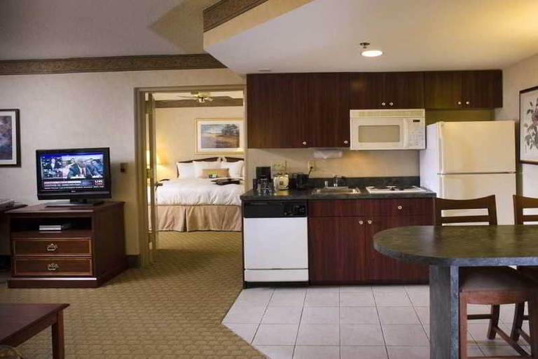 Bedroom 3, Hampton Inn & Suites Asheville Airport, Buncombe