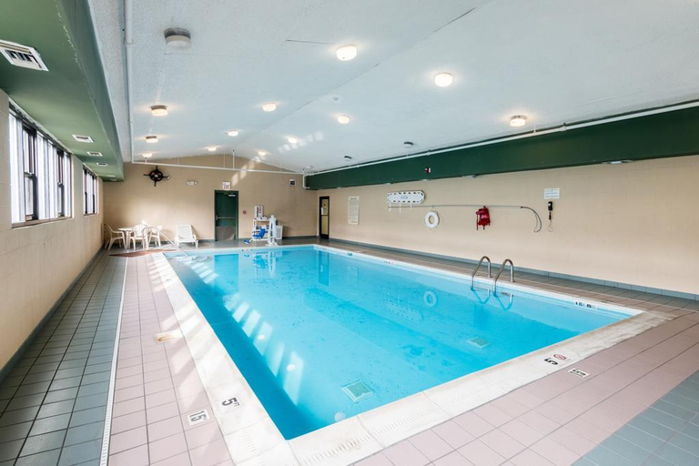 Sport & Beauty, Red Roof Inn Morehead, Rowan