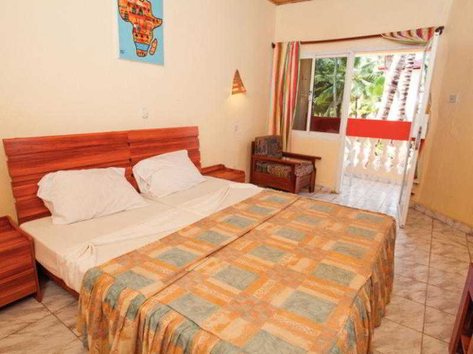Bedroom 2, Palm Beach Resort, Kanifing
