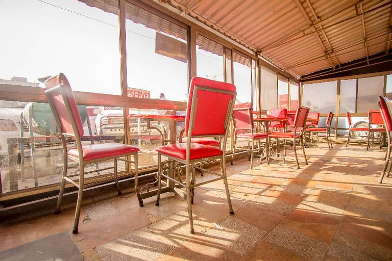 Hotel Nomad, Kajiado East