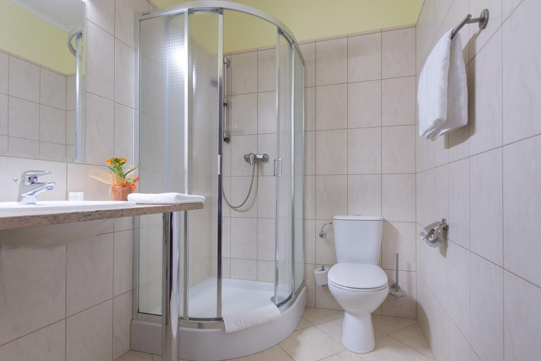 Bathroom, Bacero, Środa Śląska