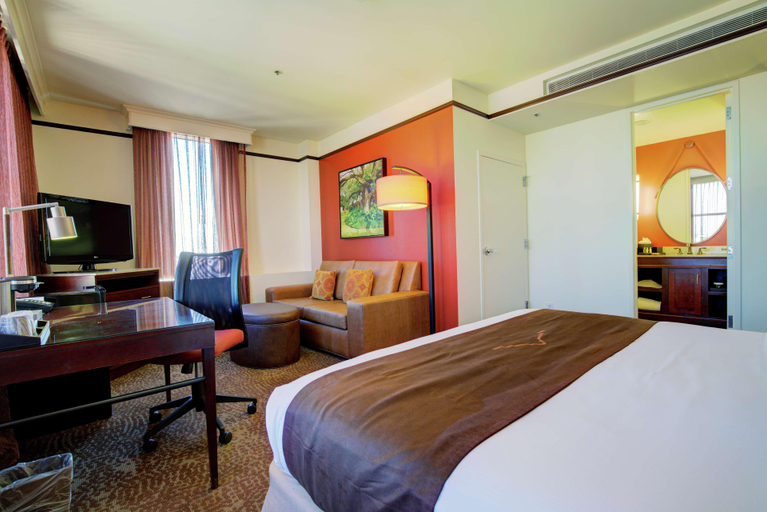 Bedroom 2, The Emily Morgan San Antonio-DoubleTree by Hilton, Bexar