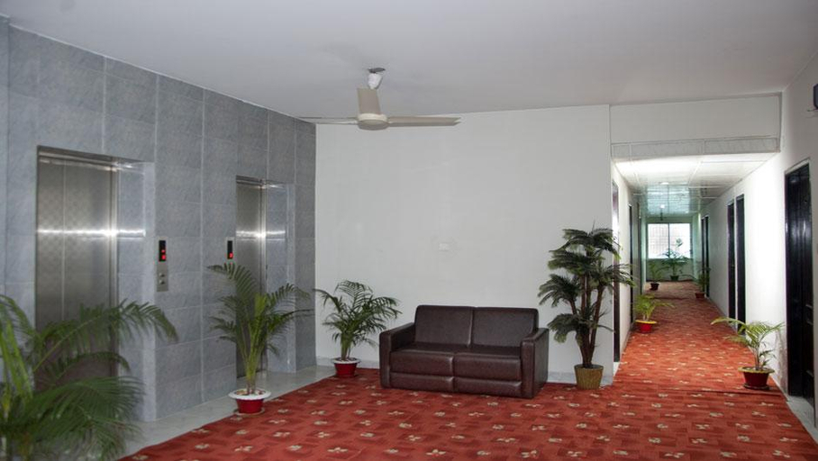 Public Area 5, Sel Nibash, Dhaka