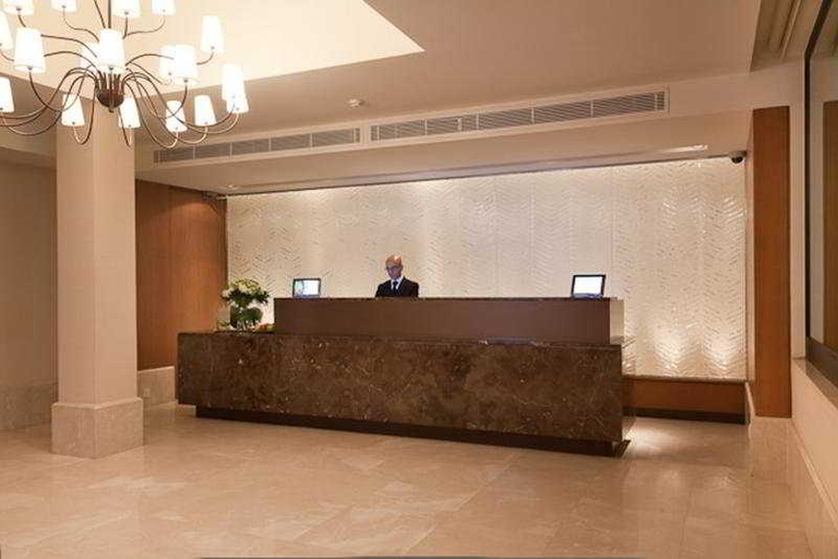 Public Area 3, Al Qasr Metropole Hotel, Wadi Essier