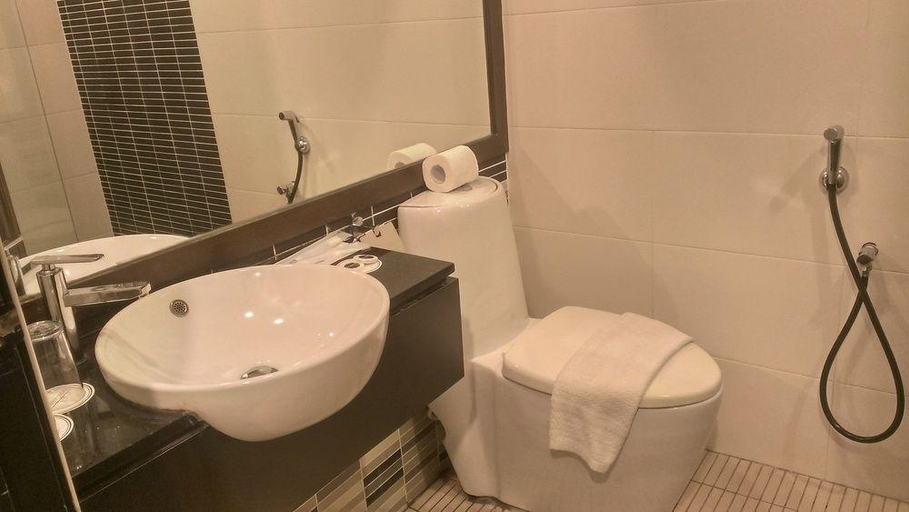Bathroom 5, Flemington Hotel, Larut and Matang