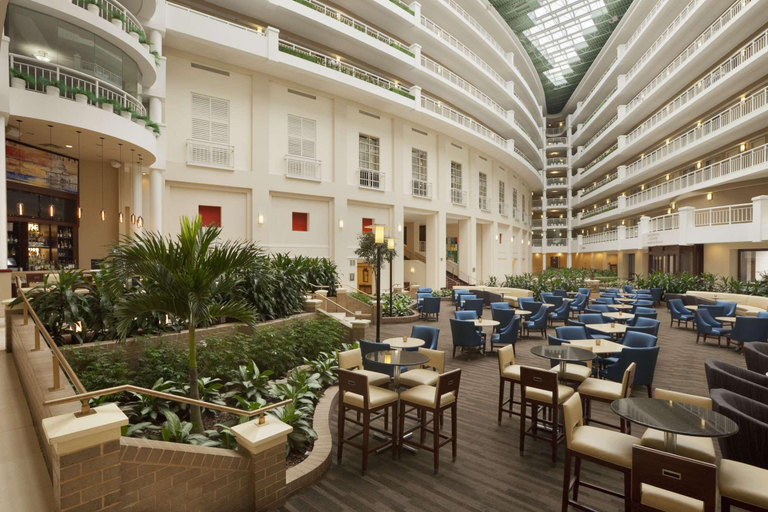 Public Area 2, Embassy Suites by Hilton Alexandria Old Town, Alexandria