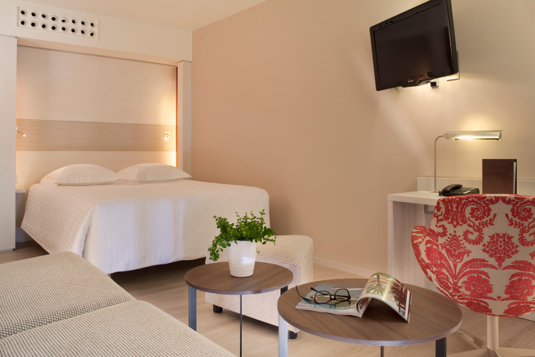 Bedroom 3, Oceania Clermont Ferrand, Puy-de-Dôme