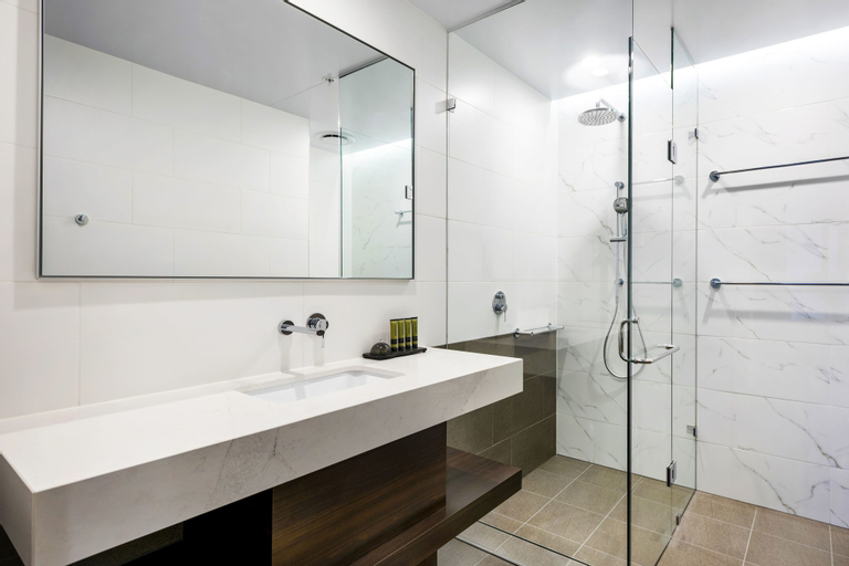 Bathroom 24