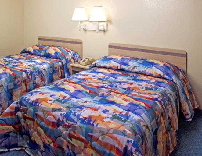 Bedroom, Motel 6 Twentynine Palms, San Bernardino