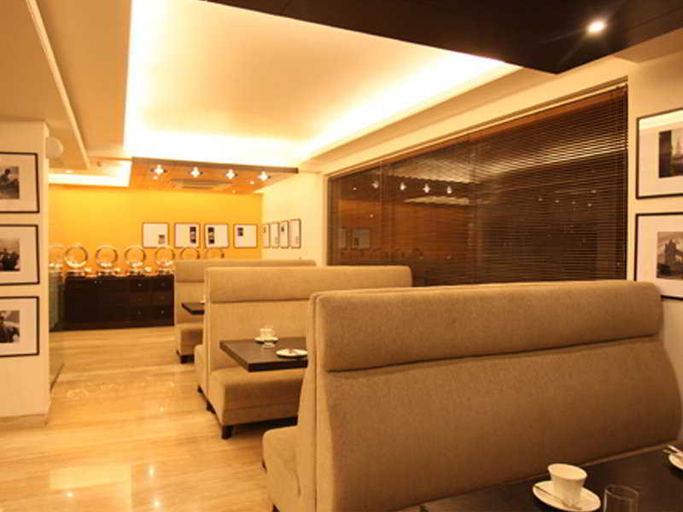 Public Area 2, Emblem New Delhi, Delhi