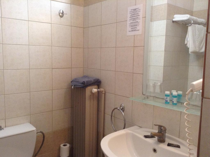 Bathroom 4, Alexandros, Thessaly