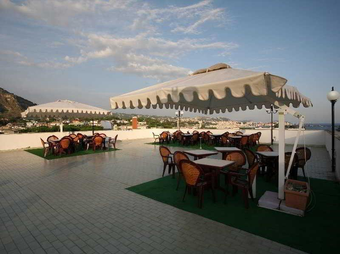 Exterior & Views 3, Hotel Santa Marta, Napoli