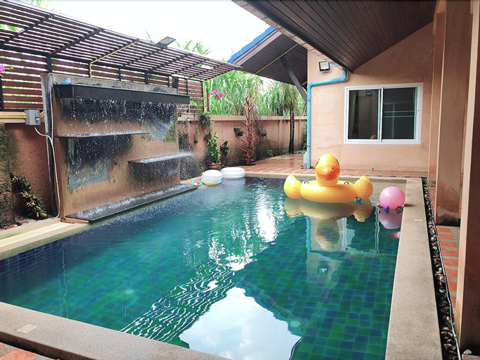 Baan Honey Suite, Bang Lamung