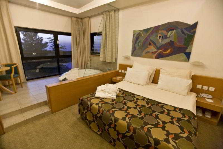 Bedroom, C Neve Ilan Hotel
