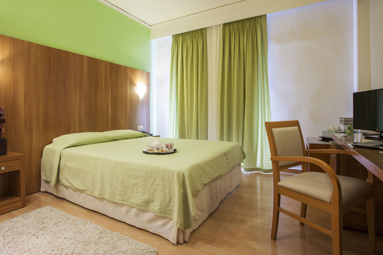 Bedroom 4, Leto, West Greece