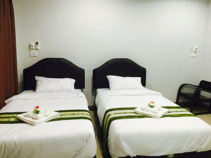 Retro Twin Home at Maesot, Mae Sot