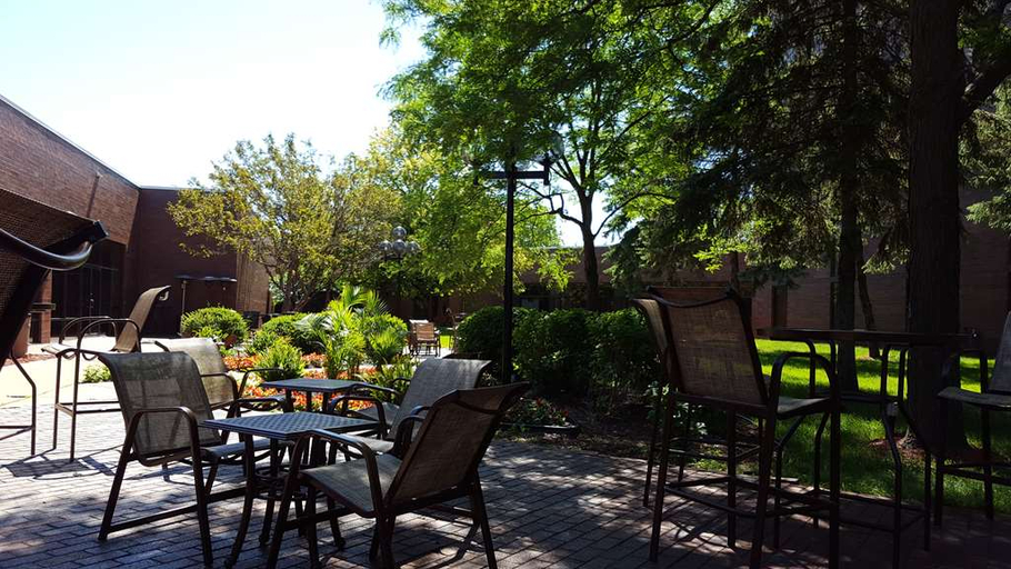 Food & Drinks 5, Delta Hotels Minneapolis Northeast, Hennepin