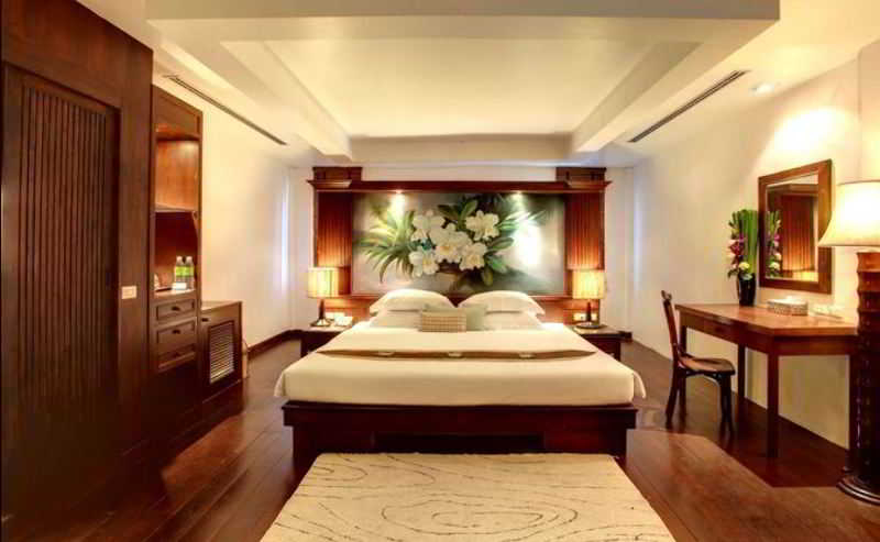 Bedroom 2, Safari Beach Hotel, Phuket Island