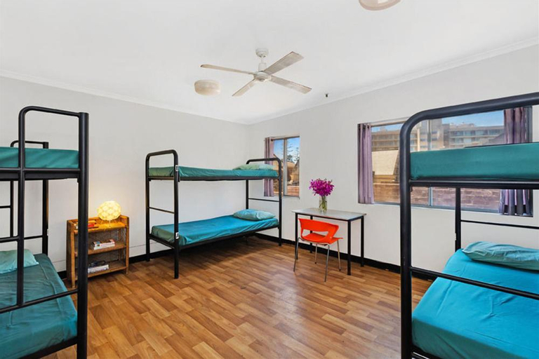 Bedroom 3, Manly Backpackers, Sydney