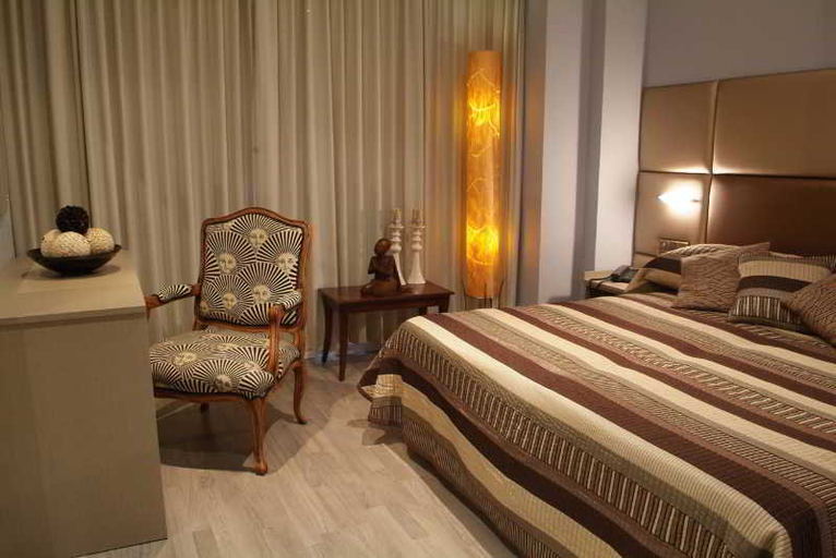 Bedroom 3, Benetusser, Valencia