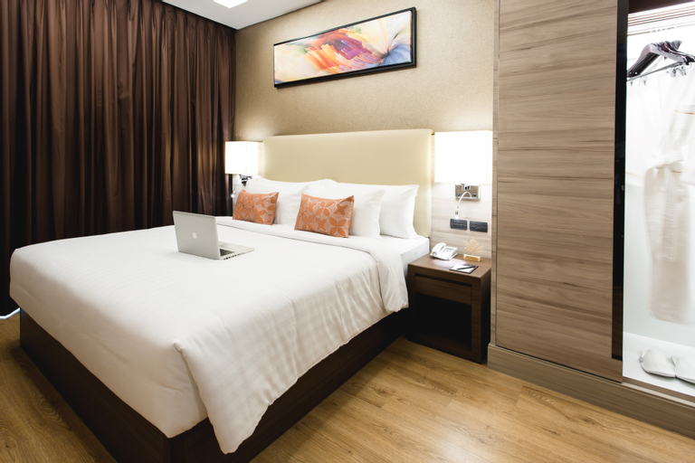 Bedroom 18