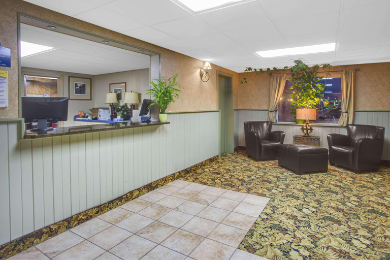 Public Area 2, I-80 Inn & Suites, Scott
