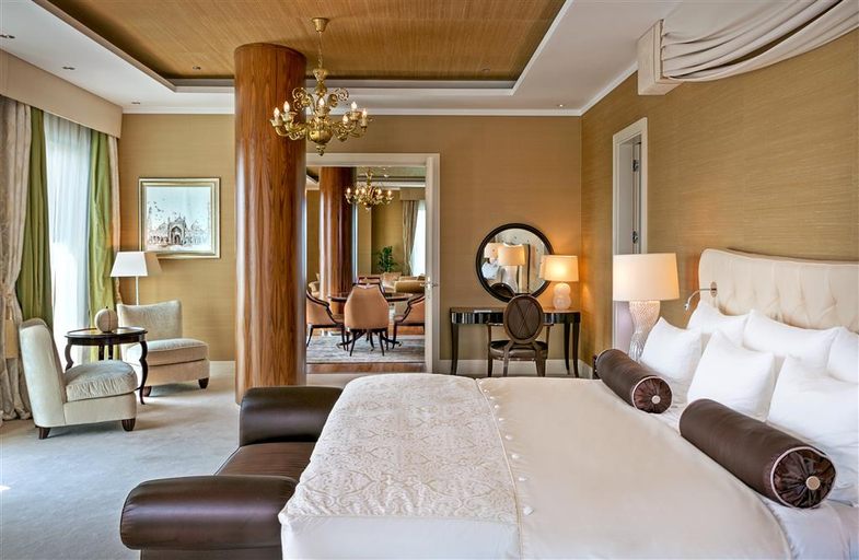 Bedroom 4, Grand Hotel River Park, Bratislava