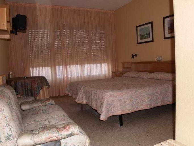 Bedroom 3, Hotel Montemar, Cantabria