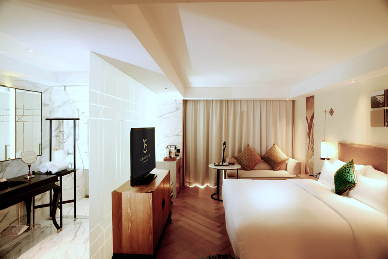 Bedroom 10