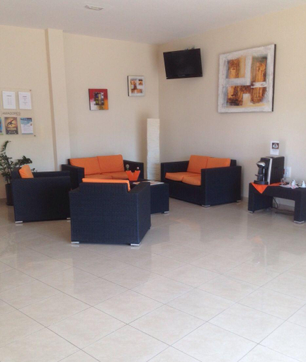 Public Area 3, Las Villas de Amadores, Las Palmas