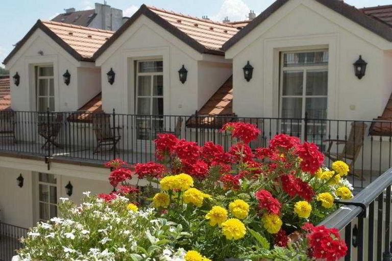 Exterior & Views 4, Hotel Angelis, Praha 5