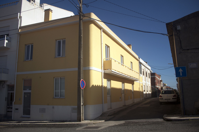 Friendly Peniche Apartment, Peniche