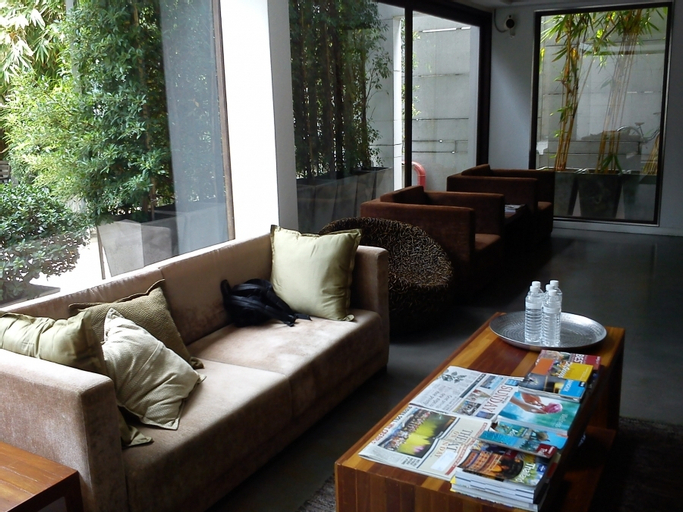 Public Area 26