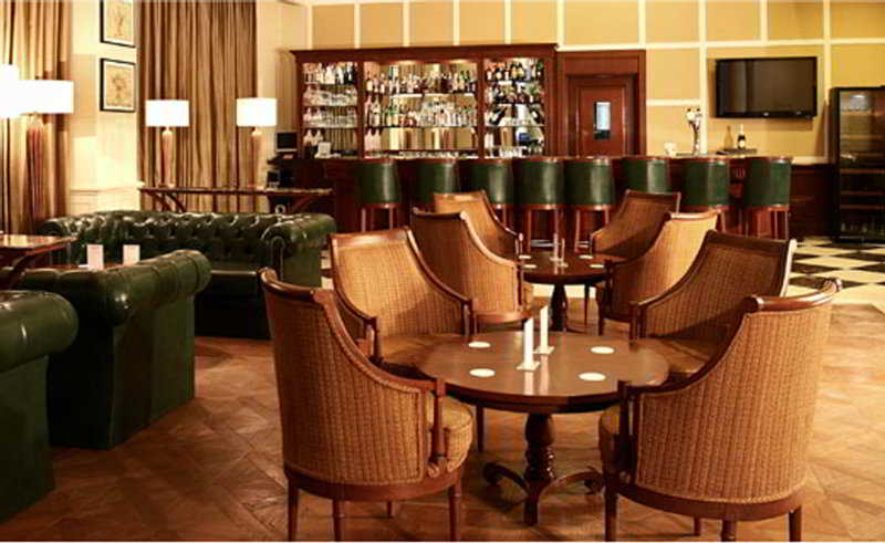 Food & Drinks 3, City Club Phase Iii, Gurgaon