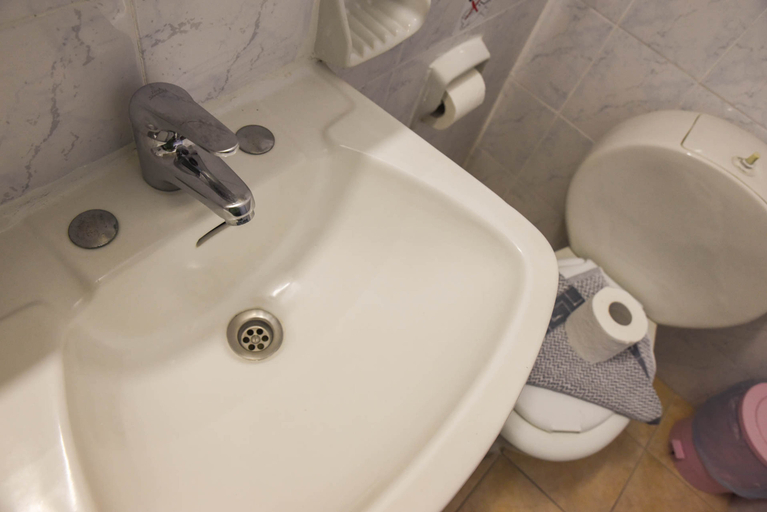 Bathroom, Vassilia, South Aegean