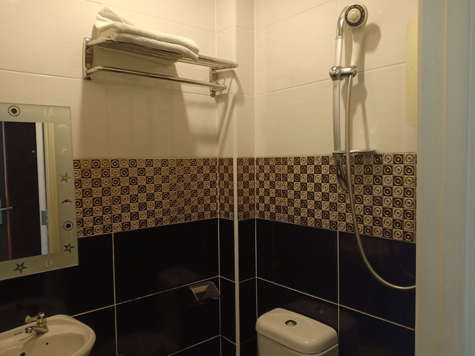 Bathroom 4, TC Inn Executive Hotel, Seri Kembangan