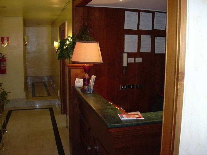 Bedroom 4, Hotel Max, Rome