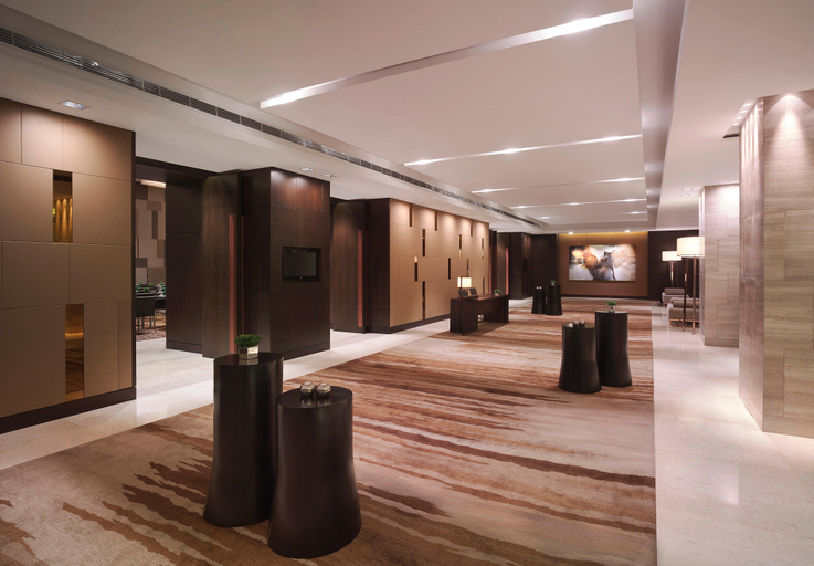 Public Area 4, New World Makati Hotel, Makati City