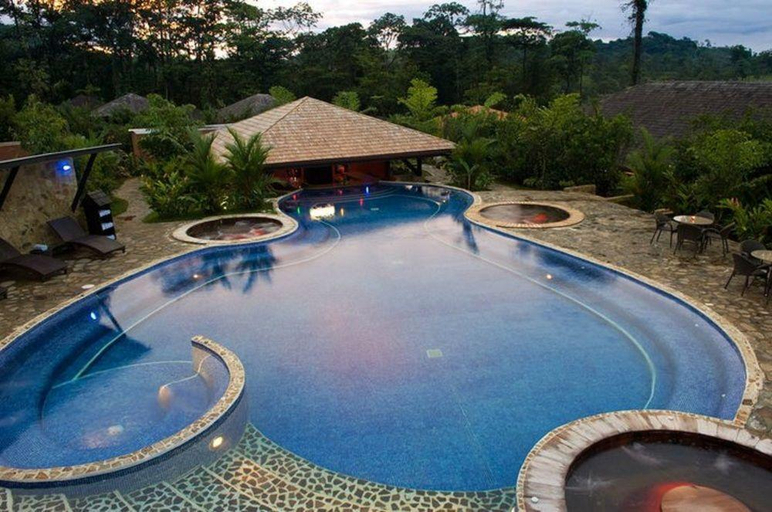 Sport & Beauty 3, Rio Celeste Hideaway, Upala