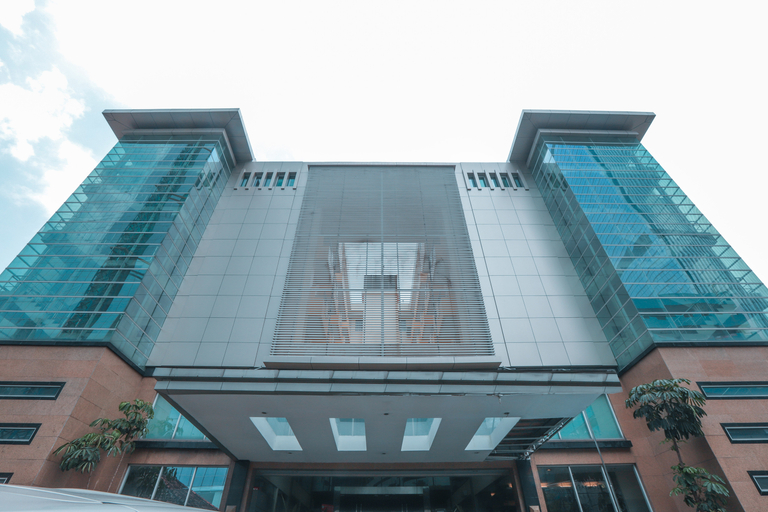Exterior & Views 2, Capital O 203 Prasada Mansion Sudirman, South Jakarta