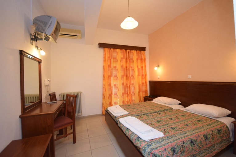 Bedroom 4, Gouvia Hotel, Ionian Islands