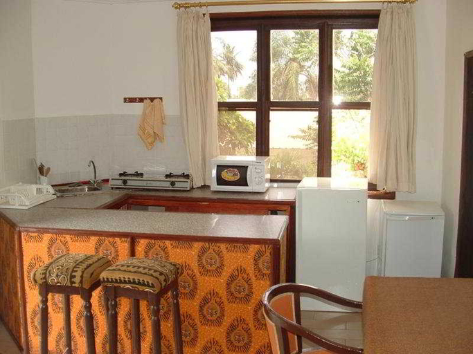 Bedroom 4, Roc Heights Lodge, Kanifing